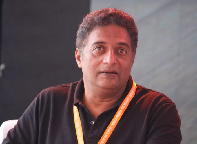 పవన్ కల్యాణ్పై ప్రకాష్ రాజ్ సెటైర్స్!