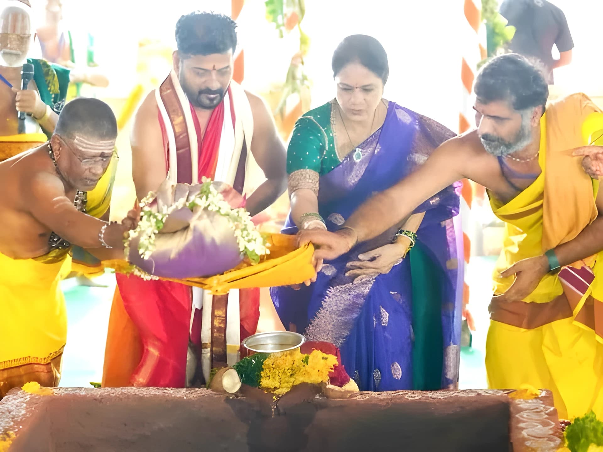 ప్రజలు సుభిక్షంగా ఉండాలి: రేవంత్రెడ్డి