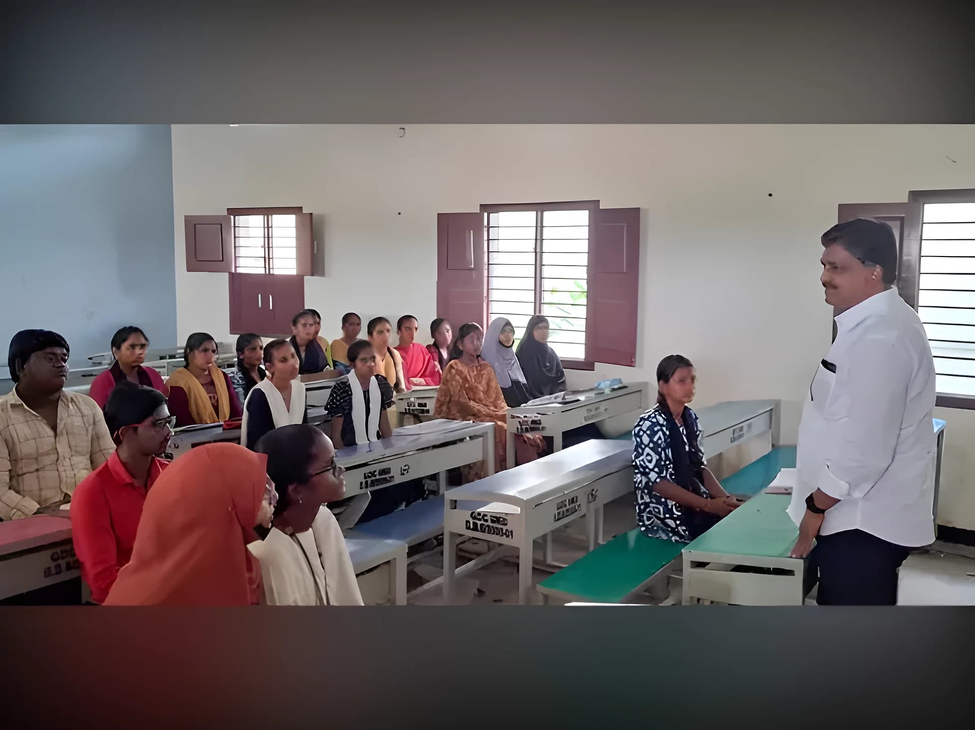 అవమానాలే విజయాలకు పునాదులు: మంత్రి