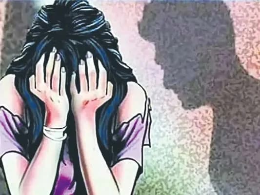 ఇన్స్టాగ్రామ్లో వేధింపులు బాలిక ఆత్మహత్య!