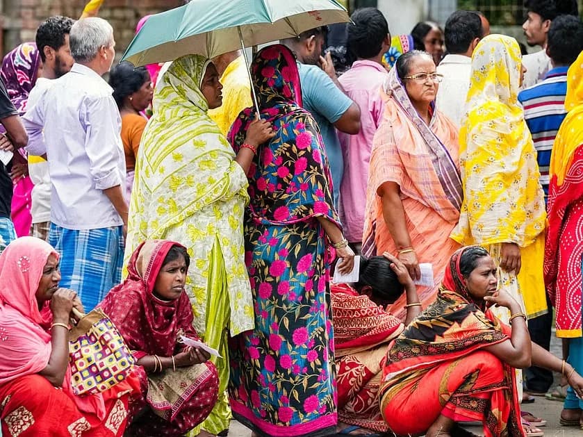 బెంగాల్ లో మమతని దెబ్బ తీసిన మహిళా ఓటర్లు