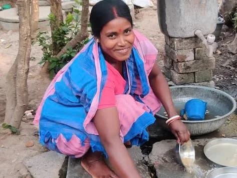 డొమస్టిక్ హెల్పర్ నుంచి అసెంబ్లీ వరకు..