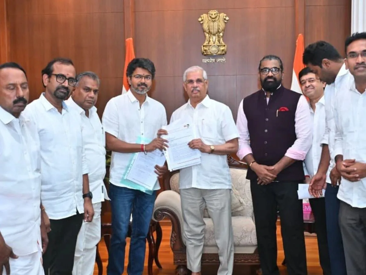 IUML యూటర్న్.. విజయ్ ప్రమాణ స్వీకారంపై సస్పెన్స్