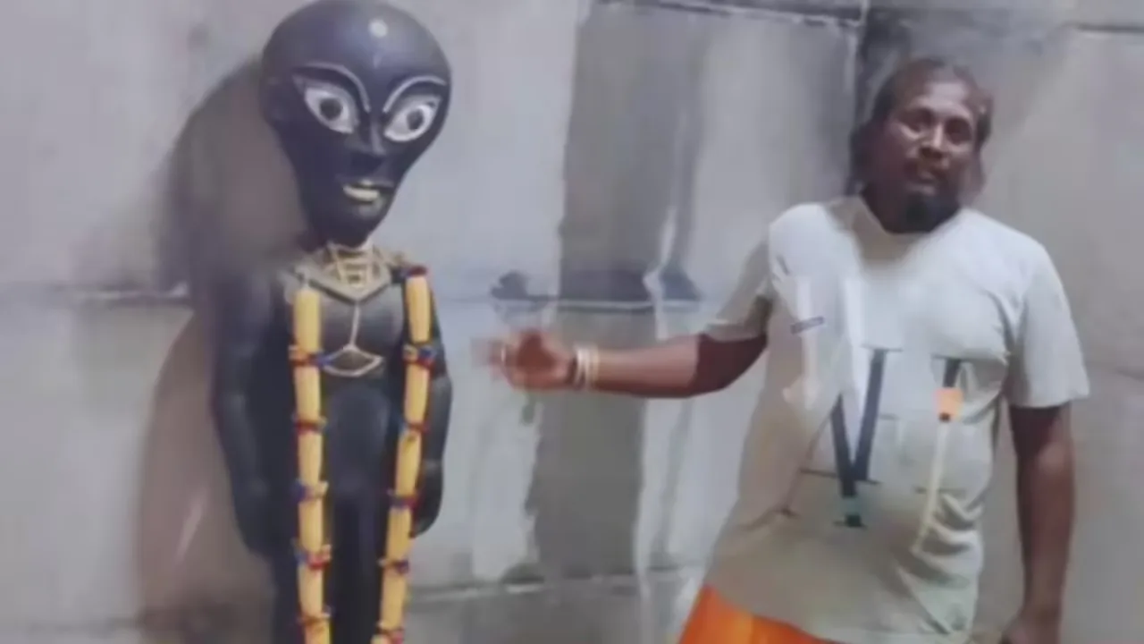 ఏలియన్ కి ఏకంగా గుడి .. ఎక్కడంటే