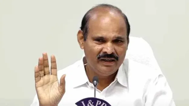 భార్యను అడ్డం పెట్టుకొని పేర్ని నాని బతికిపోయారు!