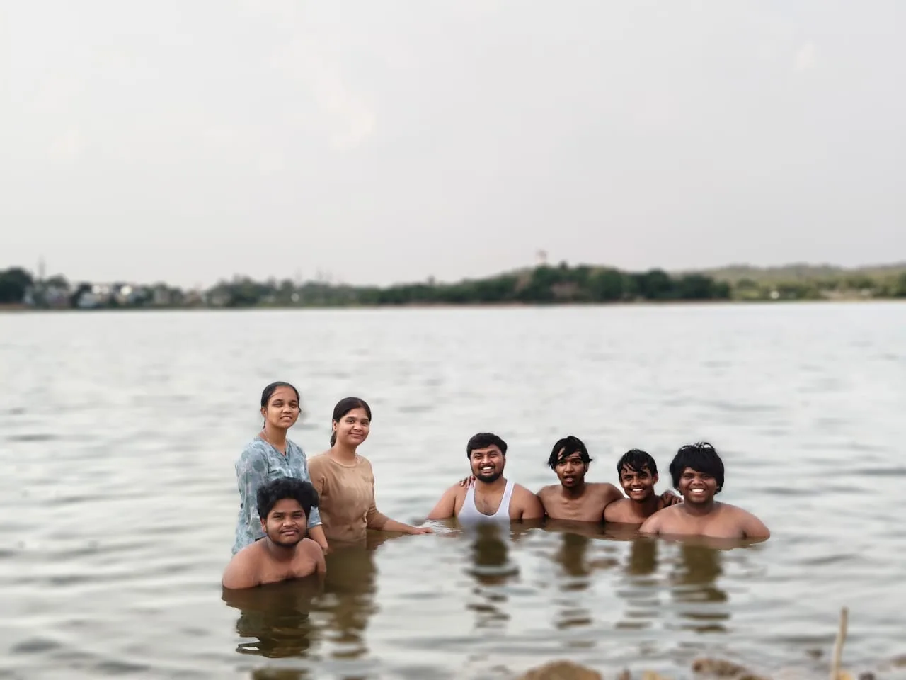ప్రాణం తీసిన ఈత సరదా