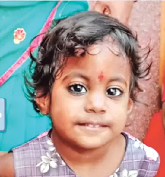 కరెంట్ షాక్తో చిన్నారి మృతి