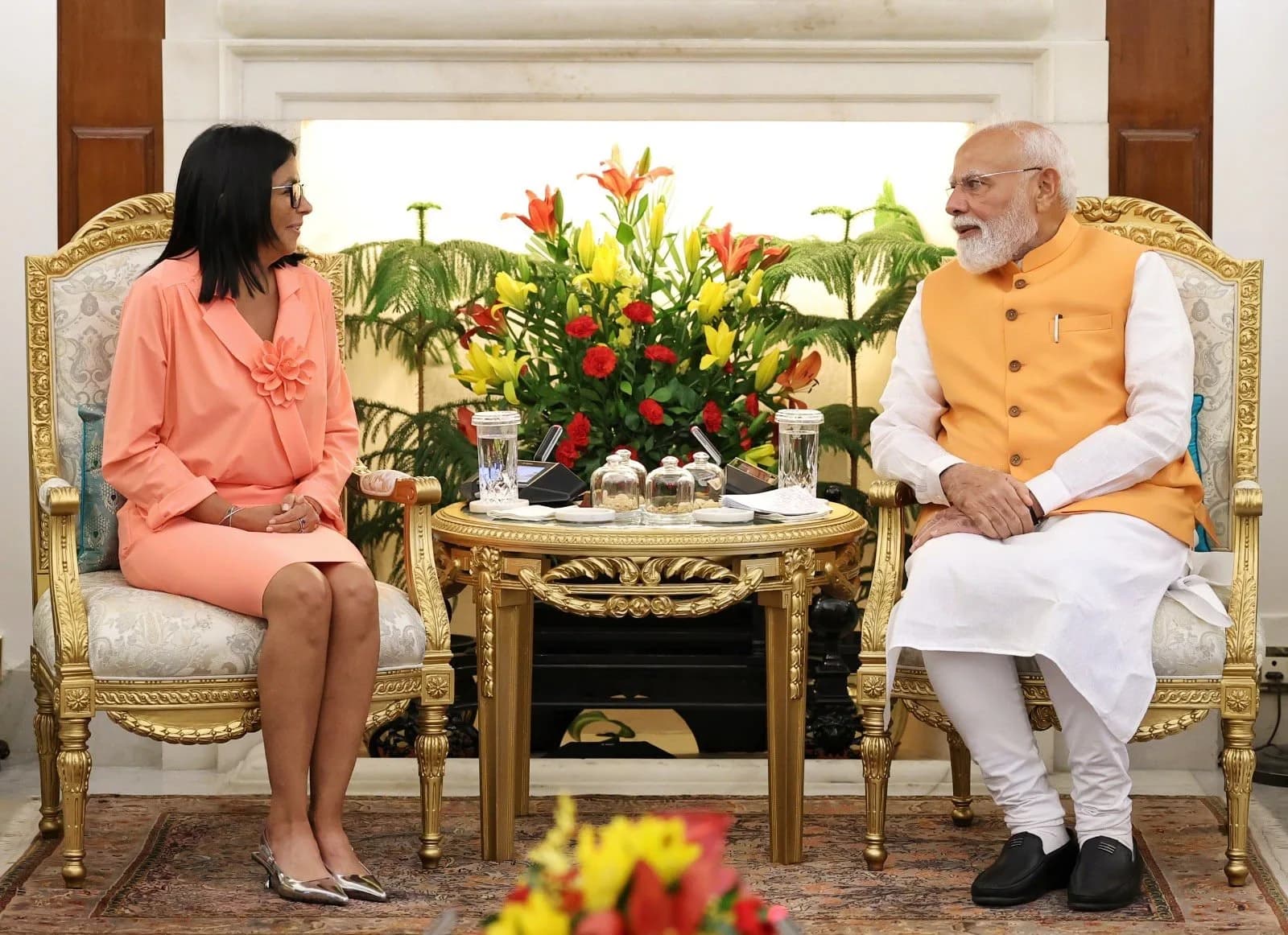 వెనిజులా ప్రెసిడెంట్తో PM మోదీ..