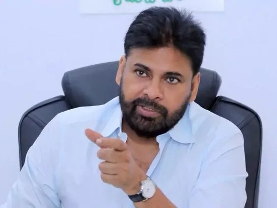 వైజాగ్ స్టీల్ ప్లాంట్ బాధితులకు పవన్ కళ్యాణ్ బిగ్ అనౌన్స్మెంట్!