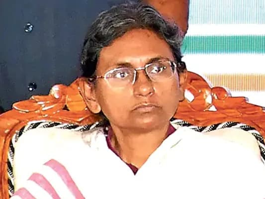 మీనాక్షి నామినేషన్ రిజెక్ట్.. అసలు కారణం ఇదే