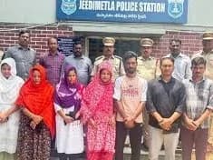హైదరాబాద్లో ఏడుగురు బంగ్లాదేశీయులు అరెస్ట్