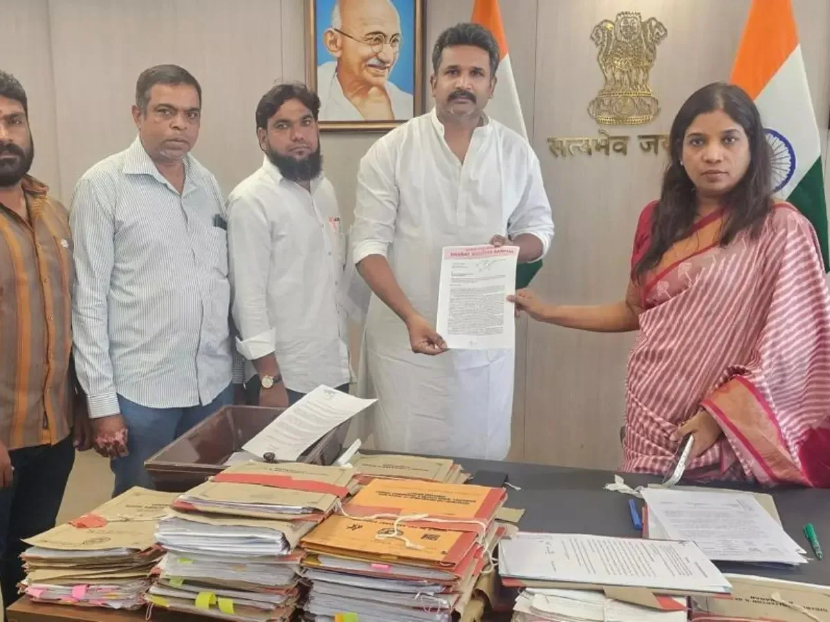 రూ. 800 కోట్ల ప్రభుత్వ భూమి కబ్జా ?