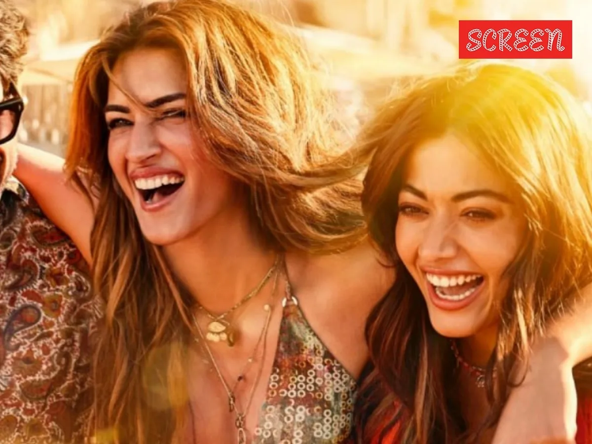మాది సేమ్ సెక్స్ రొమాన్స్ కాదు-కృతిసనన్