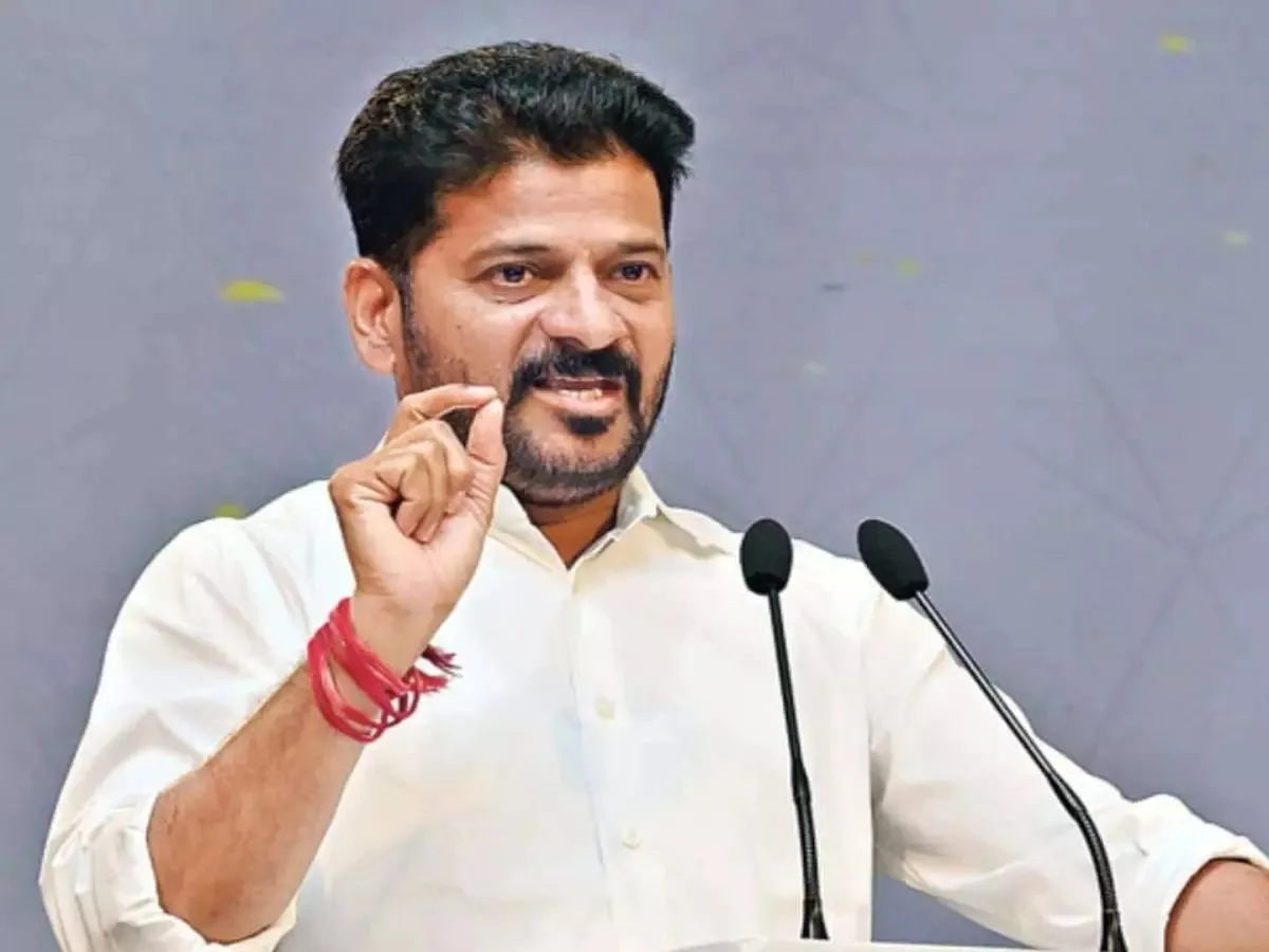 100 మంది అంబేడ్కర్లు రావాలి: CM రేవంత్ రెడ్డి