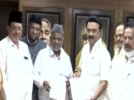 తమిళనాడు పాలిటిక్స్లో ఊహించని ట్విస్ట్!