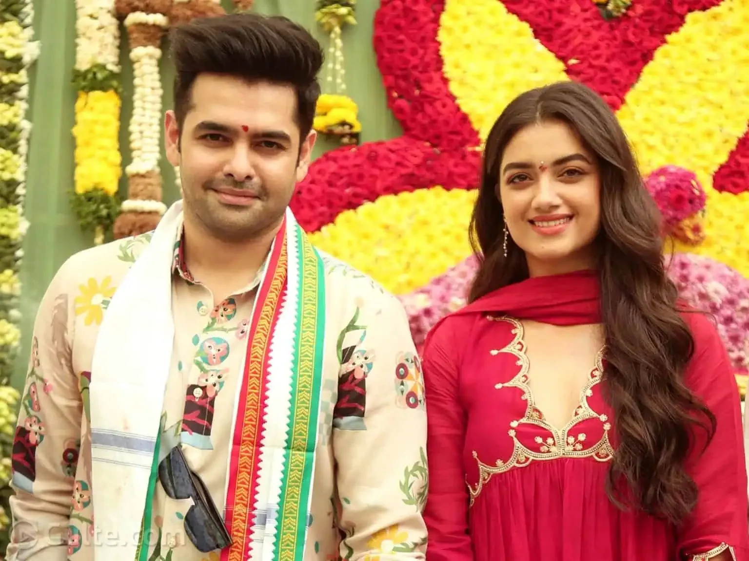 భాగ్యశ్రీ బోర్సే రిలేషన్ షిప్ కన్ ఫర్మ్? ఎవరా హీరో?
