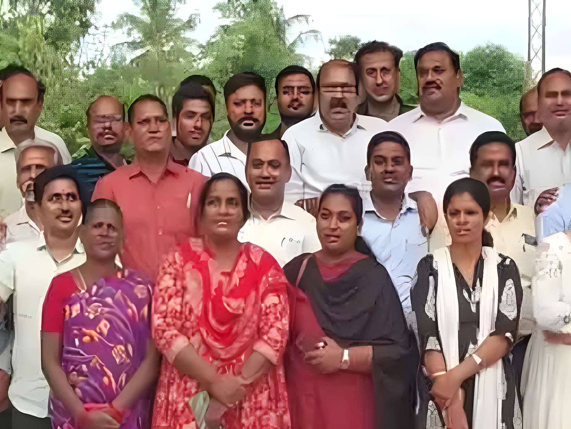 DMHO వేధిస్తున్నారని కలెక్టరేట్ వద్ద నిరసన