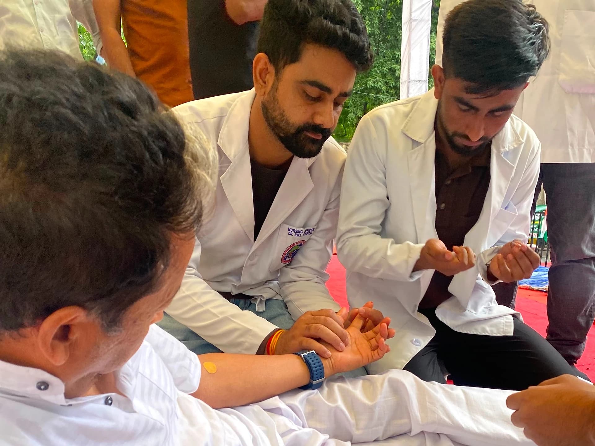 జంతర్ మంతర్ వద్ద సోనమ్ వాంగ్చుక్ భార్య!