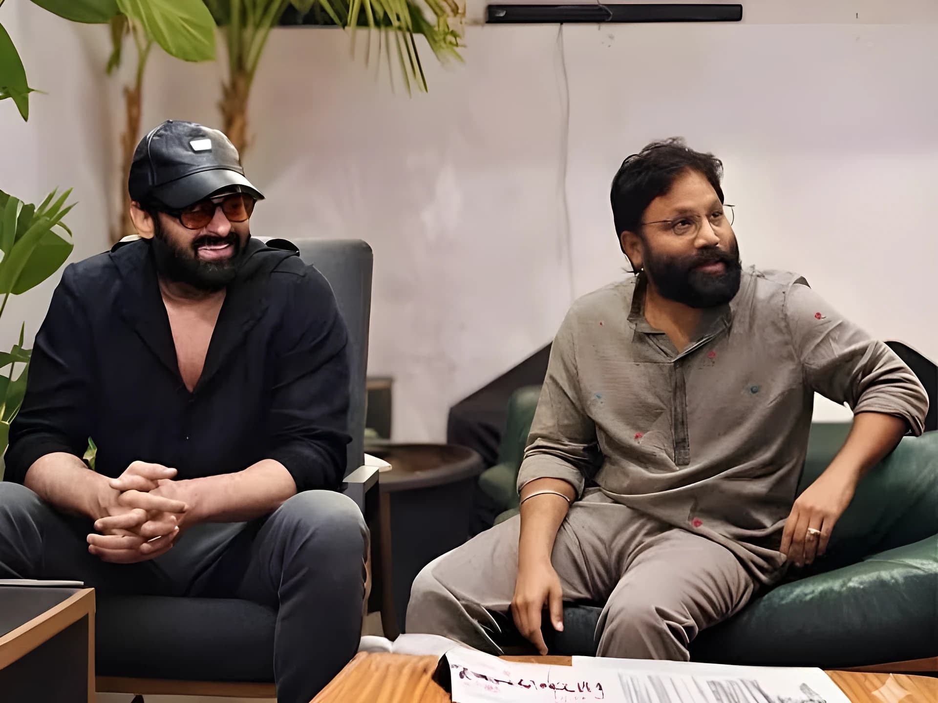 సందీప్ వంగాకు ప్రభాస్ క్రేజీ ప్రామిస్ !