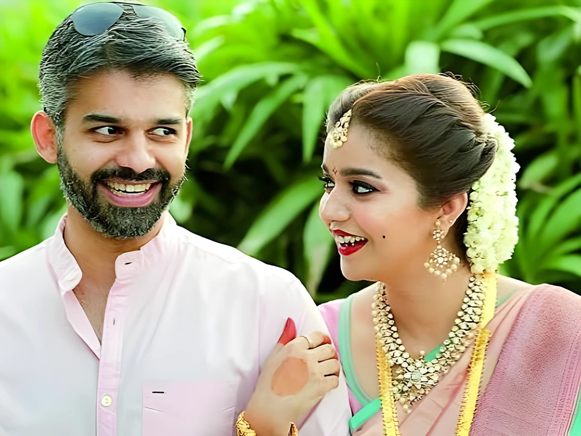 నటి కలర్స్ స్వాతి రెండో పెళ్లి !