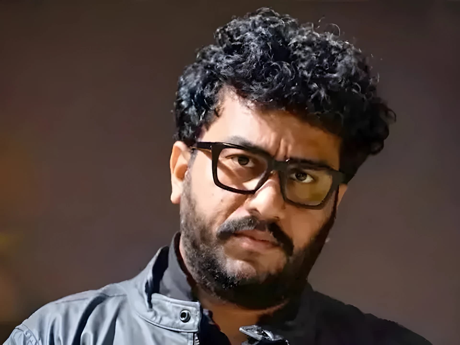 ప్రశ్న రావణ్ ఛానల్పై చర్యలు తీసుకోవాలి