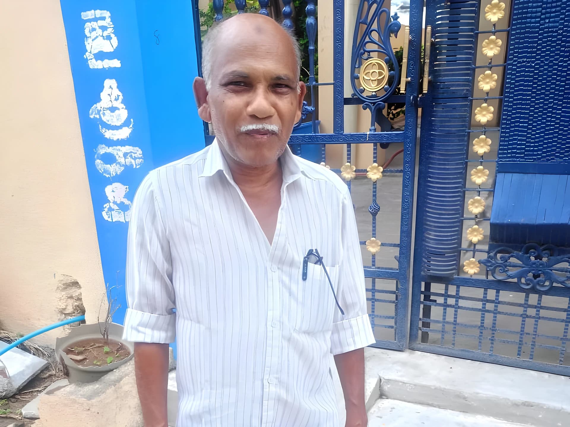 పాతికేళ్ల తర్వాత అప్పు తీర్చాడు !
