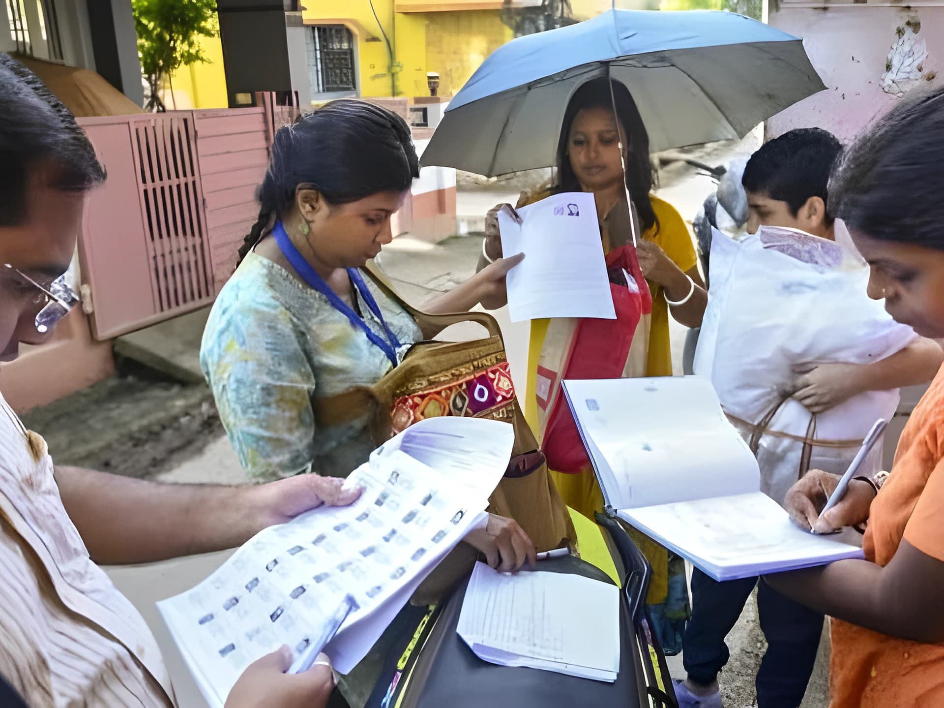 ఓటర్ అలర్ట్: కొత్త ఓటు రిజిస్ట్రేషన్కు 'సర్' రూల్స్ చేంజ్!