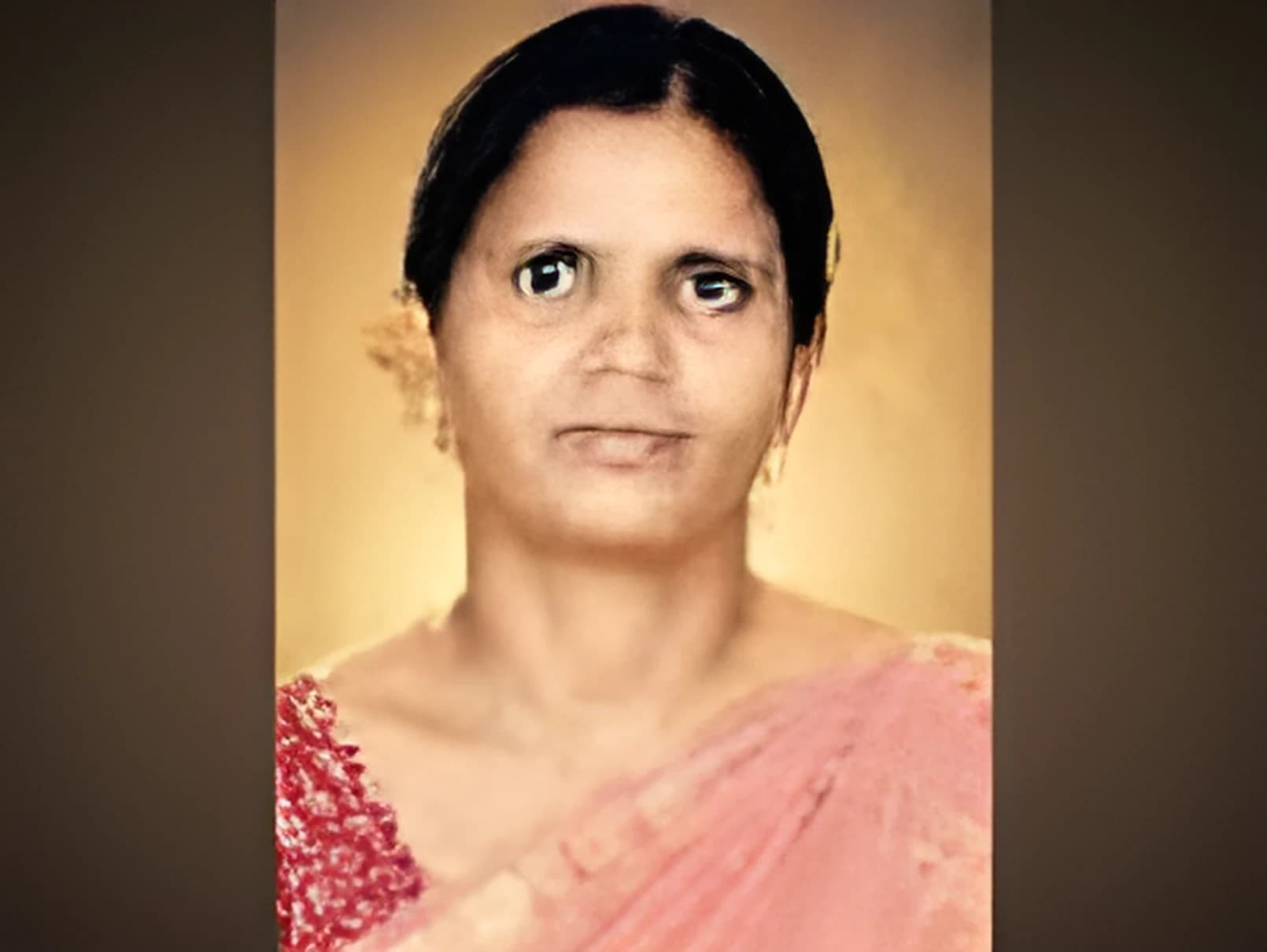 తన ప్రాణం వదిలి బిడ్డకు జన్మనిచ్చిన తల్లి