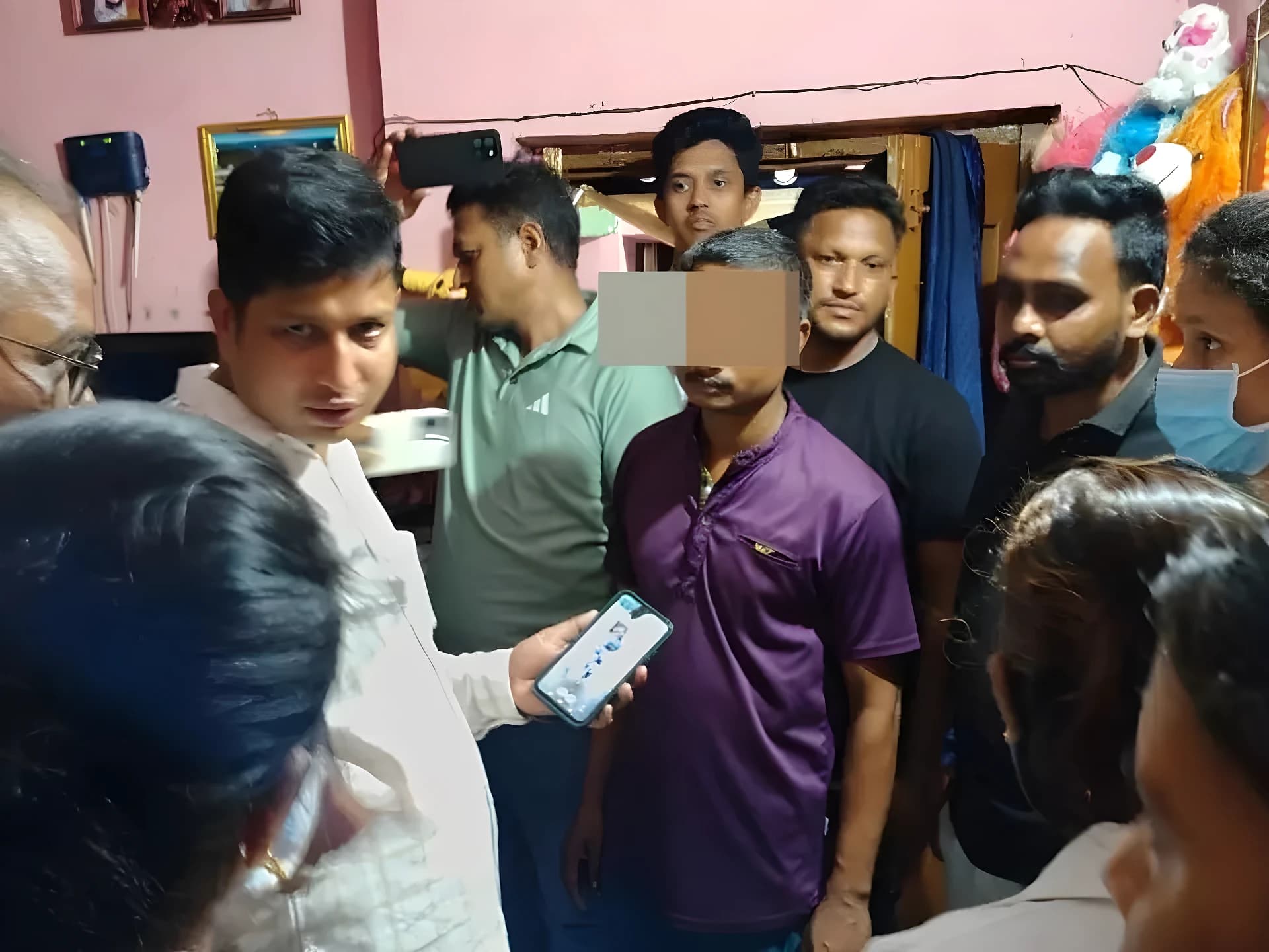 అనాథ బాలికను చంపిన ఆటో డ్రైవర్
