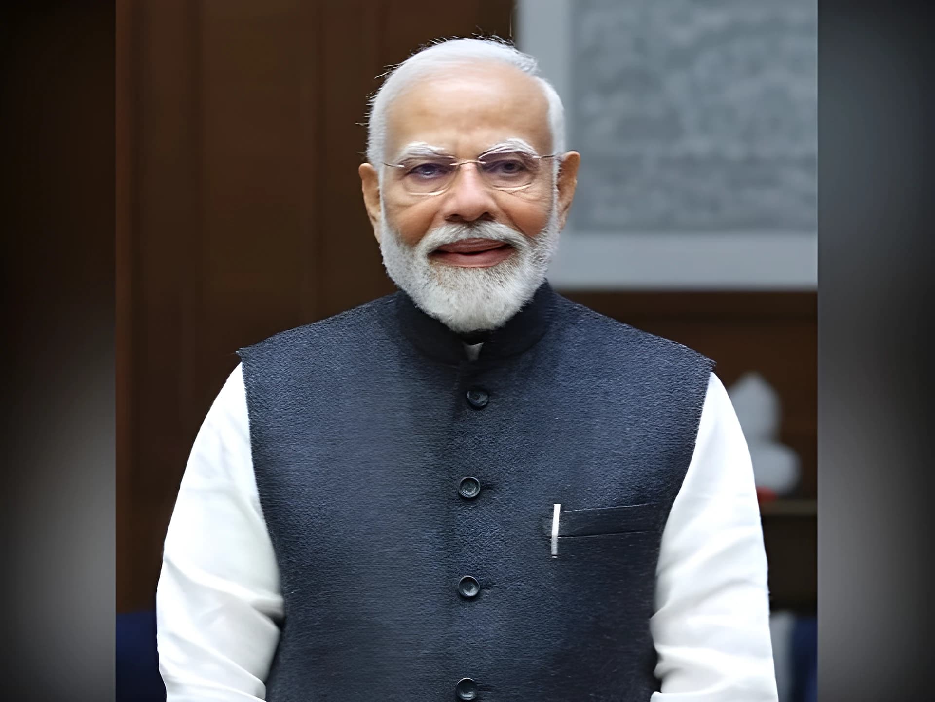 భోగాపురం ఎయిర్పోర్టుకు చేరుకున్న ప్రధాని మోదీ