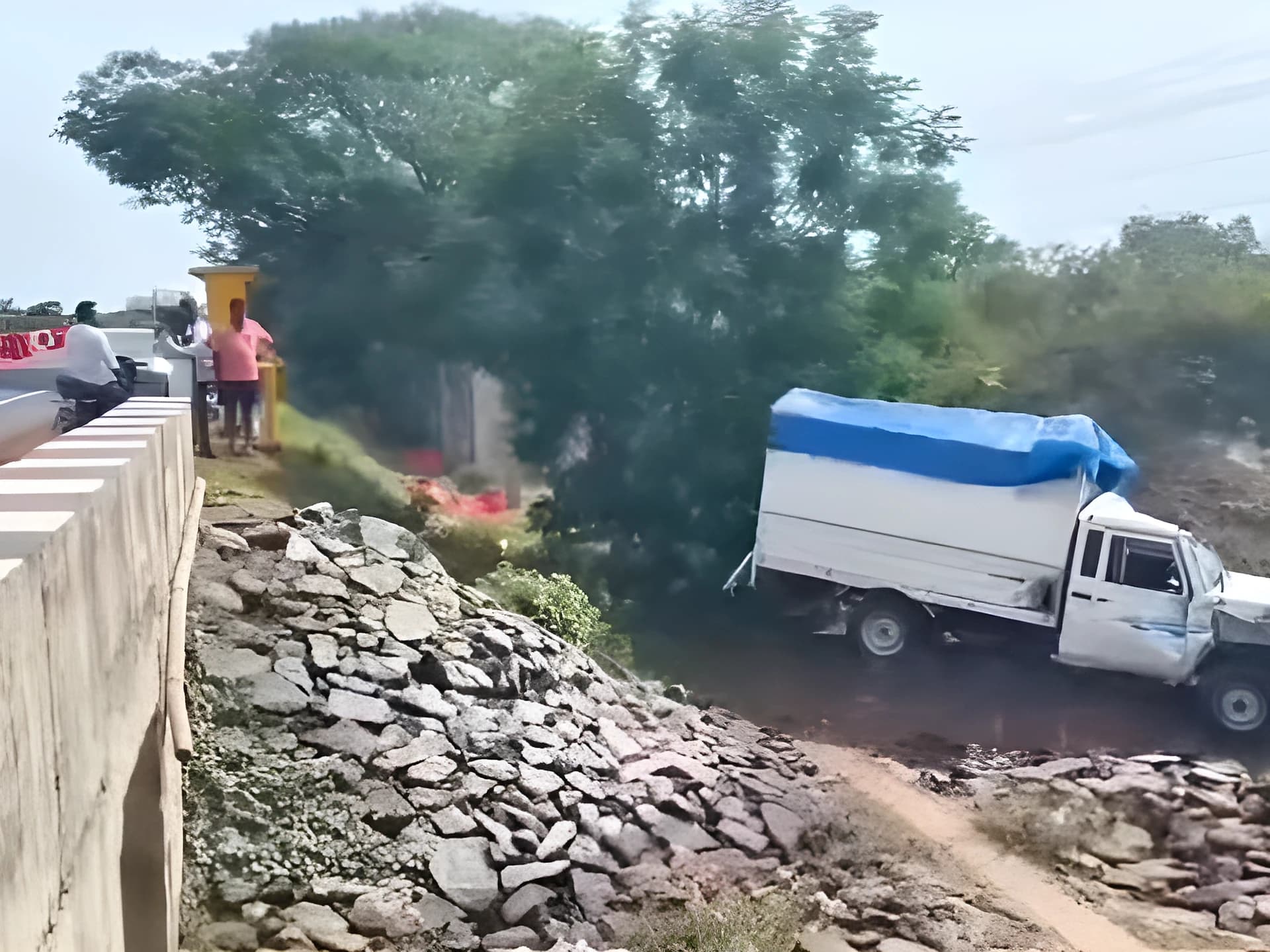 పుష్ప స్టైల్లో గంజాయి స్మగ్లింగ్