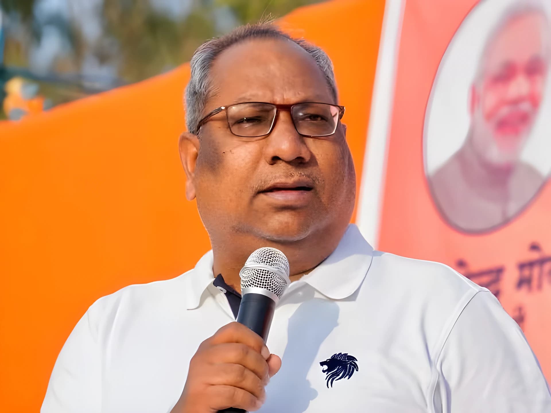 అలా వండితే..చేప వెజిటేరియనే: యూపీ మంత్రి