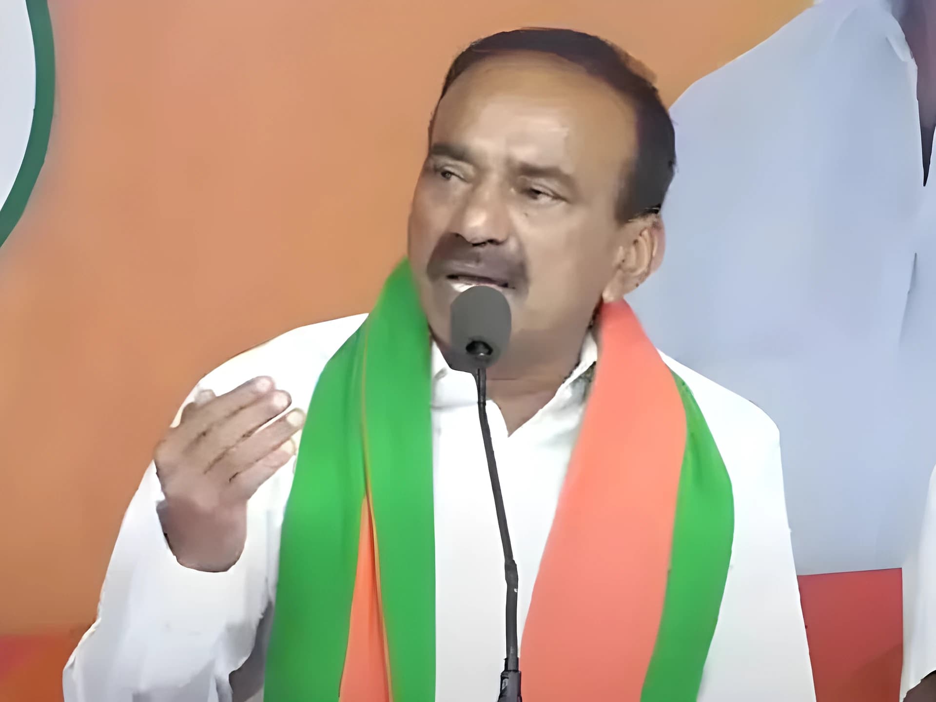 IASలపై ఈటల కీలక కామెంట్స్.. CM డైరెక్షన్లోనే దందా?