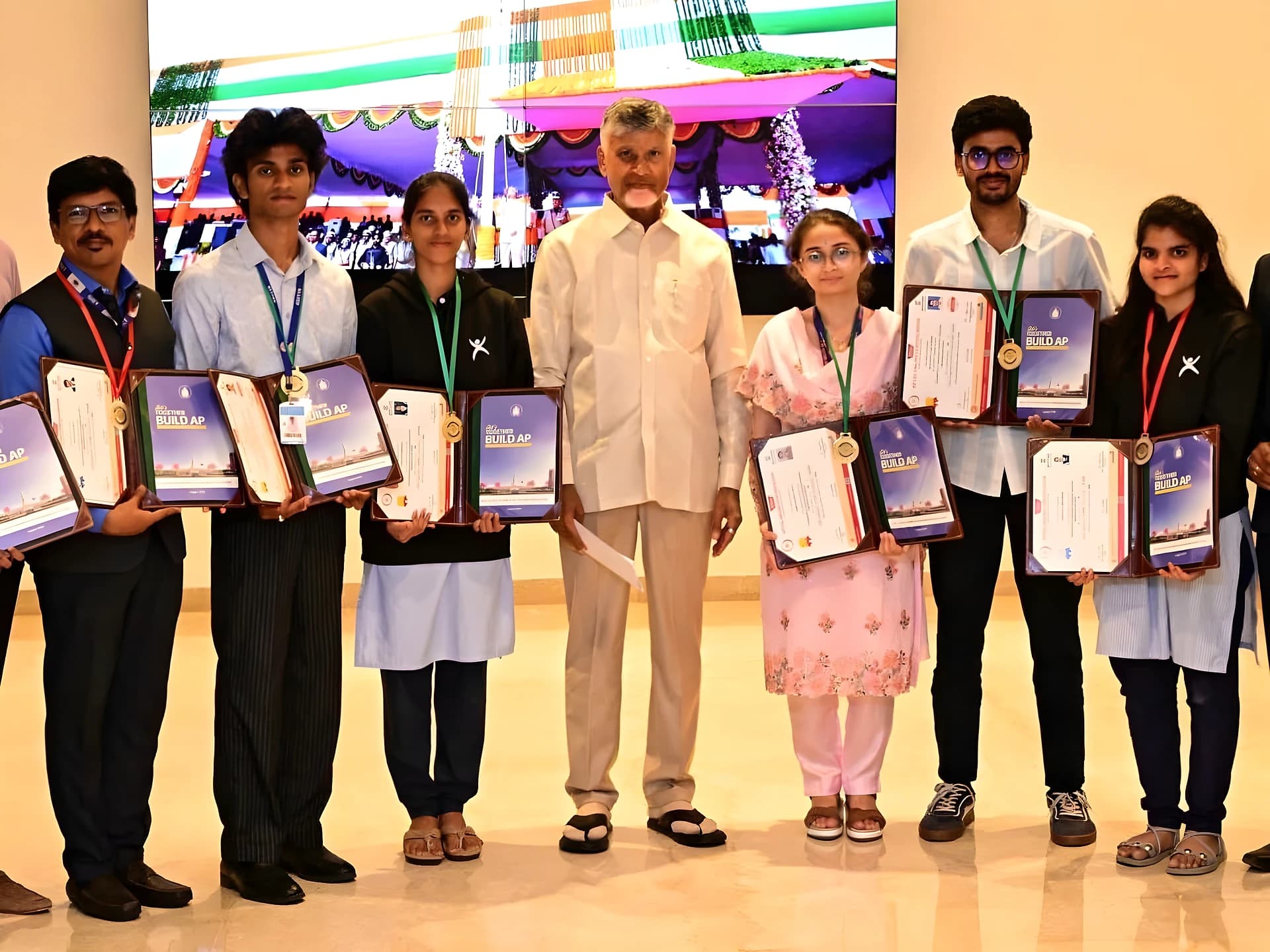 క్వాంటం కంప్యూటింగ్లో AP జోరు.. స్టూడెంట్స్ అద్భుత ప్రతిభ!