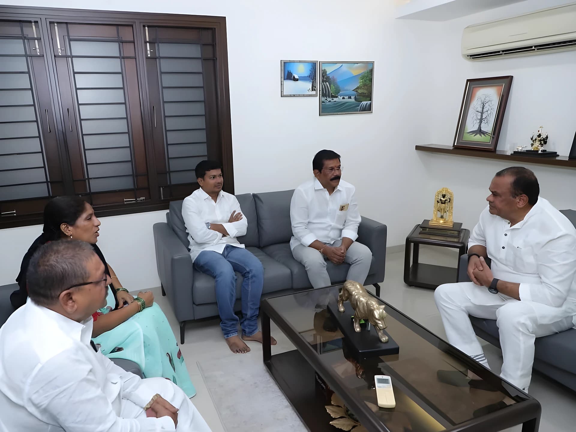 గద్దర్పై డాక్యుమెంటరీ.. పోస్టర్ రిలీజ్!