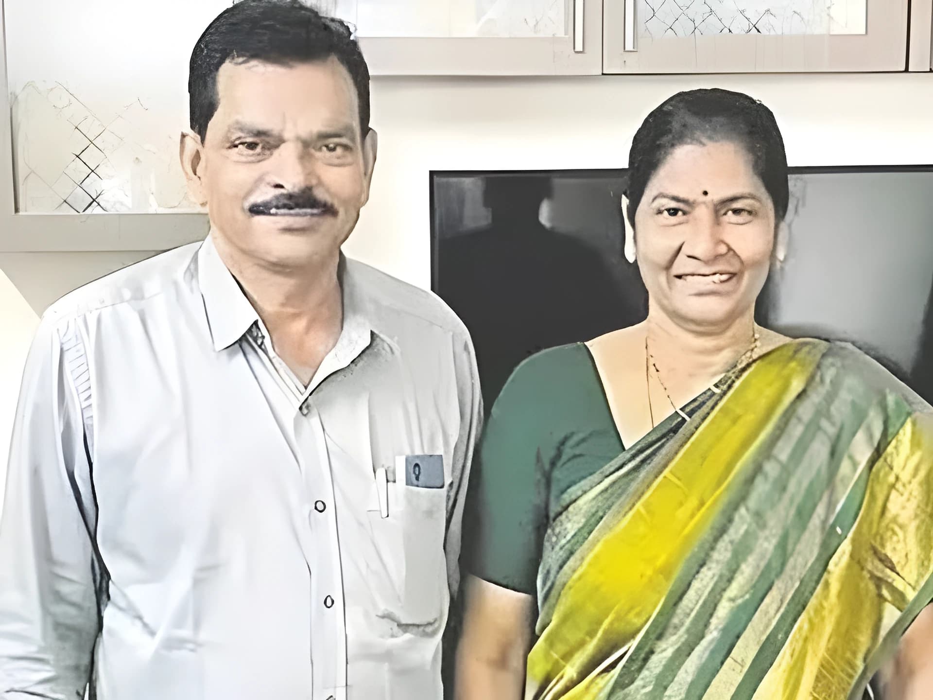 AE ఫ్యామిలీ సూసైడ్?