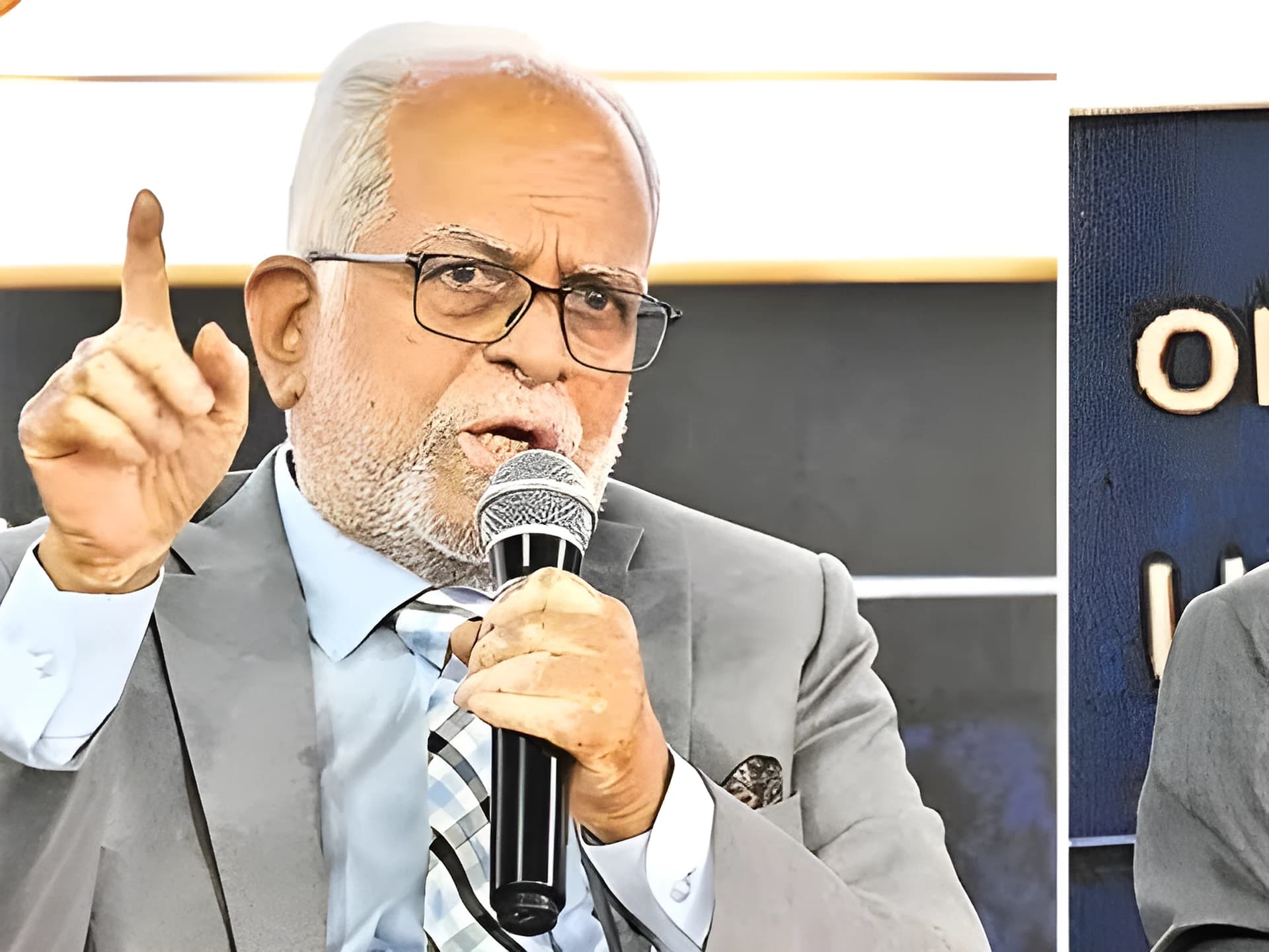 హక్కుల కోసం పోరాడాలి: జస్టిస్ సుదర్శన్రెడ్డి