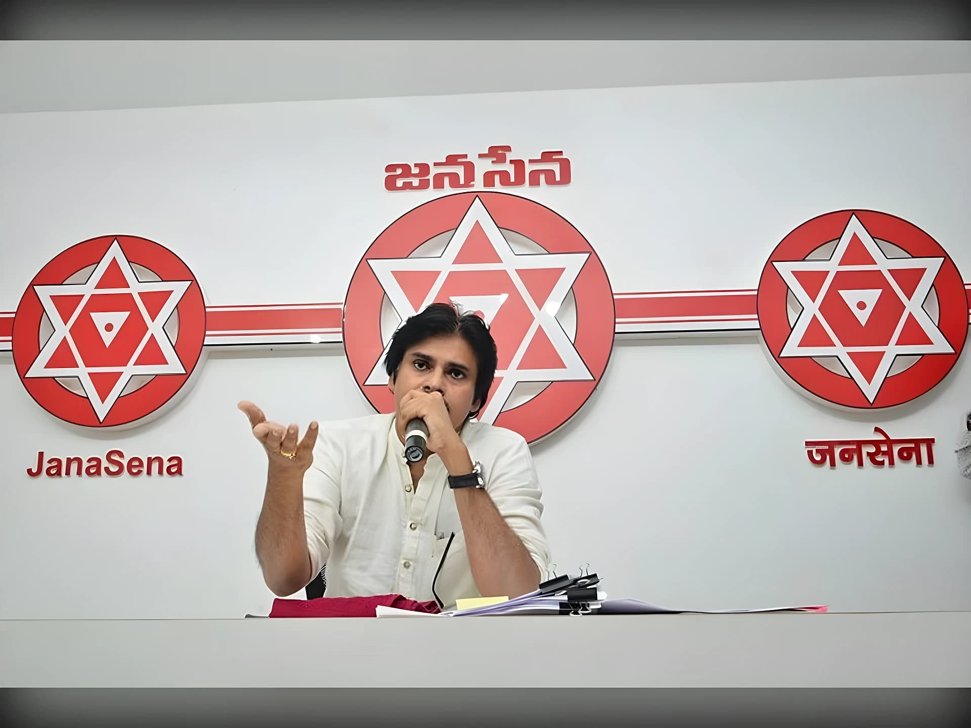 స్థానిక ఎన్నికలపై ఫైనల్ డెసిషన్ పవన్కళ్యాణ్దే: జనసేన