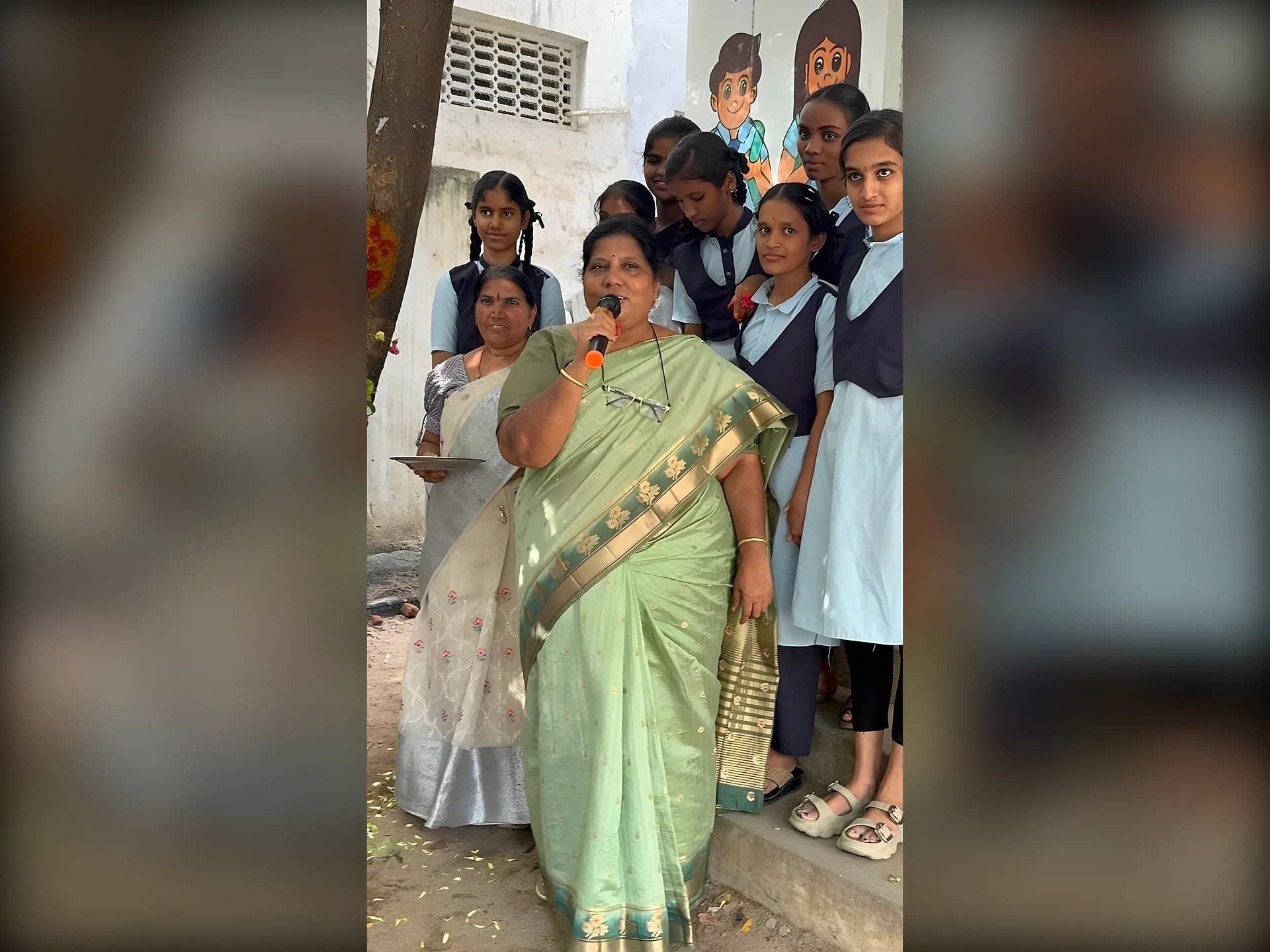 చెట్లకు రాఖీ.. నల్లకుంటలో 'వృక్షా బంధన్' క్రియేటివిటీ!