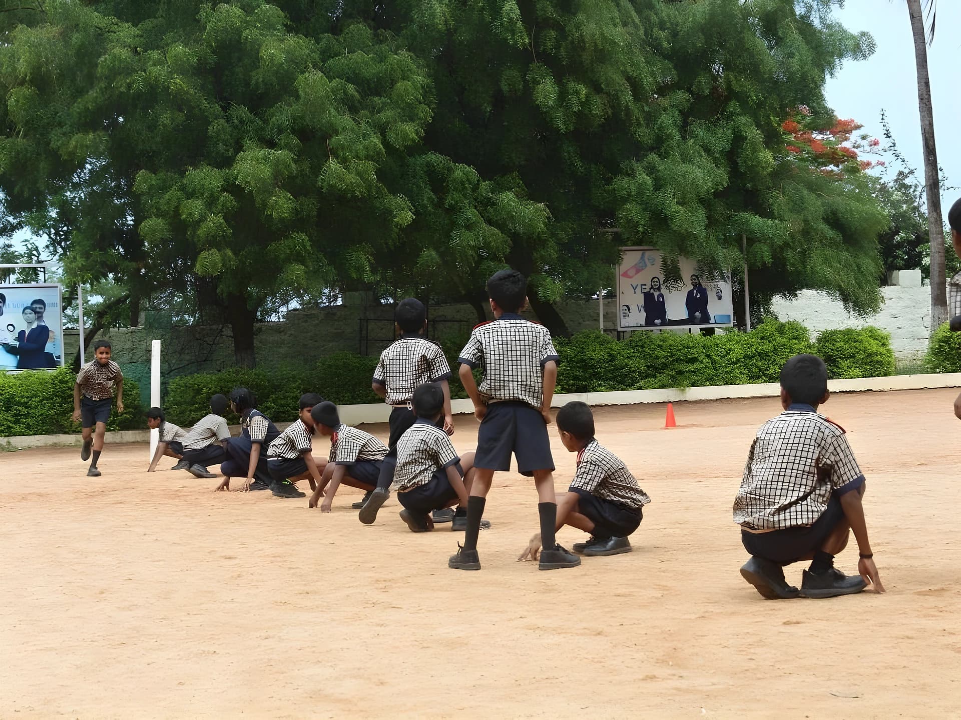 డియర్ స్టూడెంట్స్.. Sports ఆడేద్దామా.. అయితే చలో..