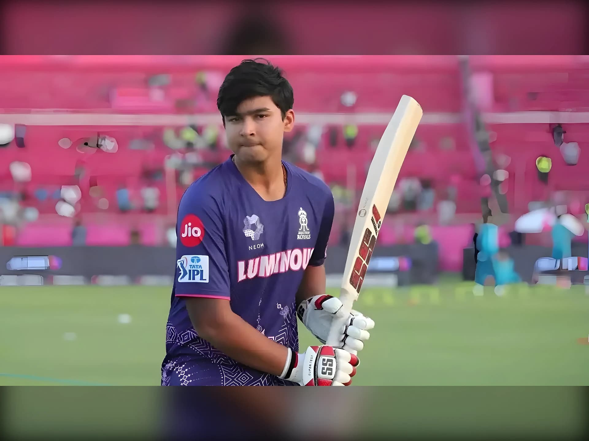 42 బాల్స్లోనే 50 రన్స్ ..వైభవ్ సూర్యవంశీ కొత్త రికార్డు