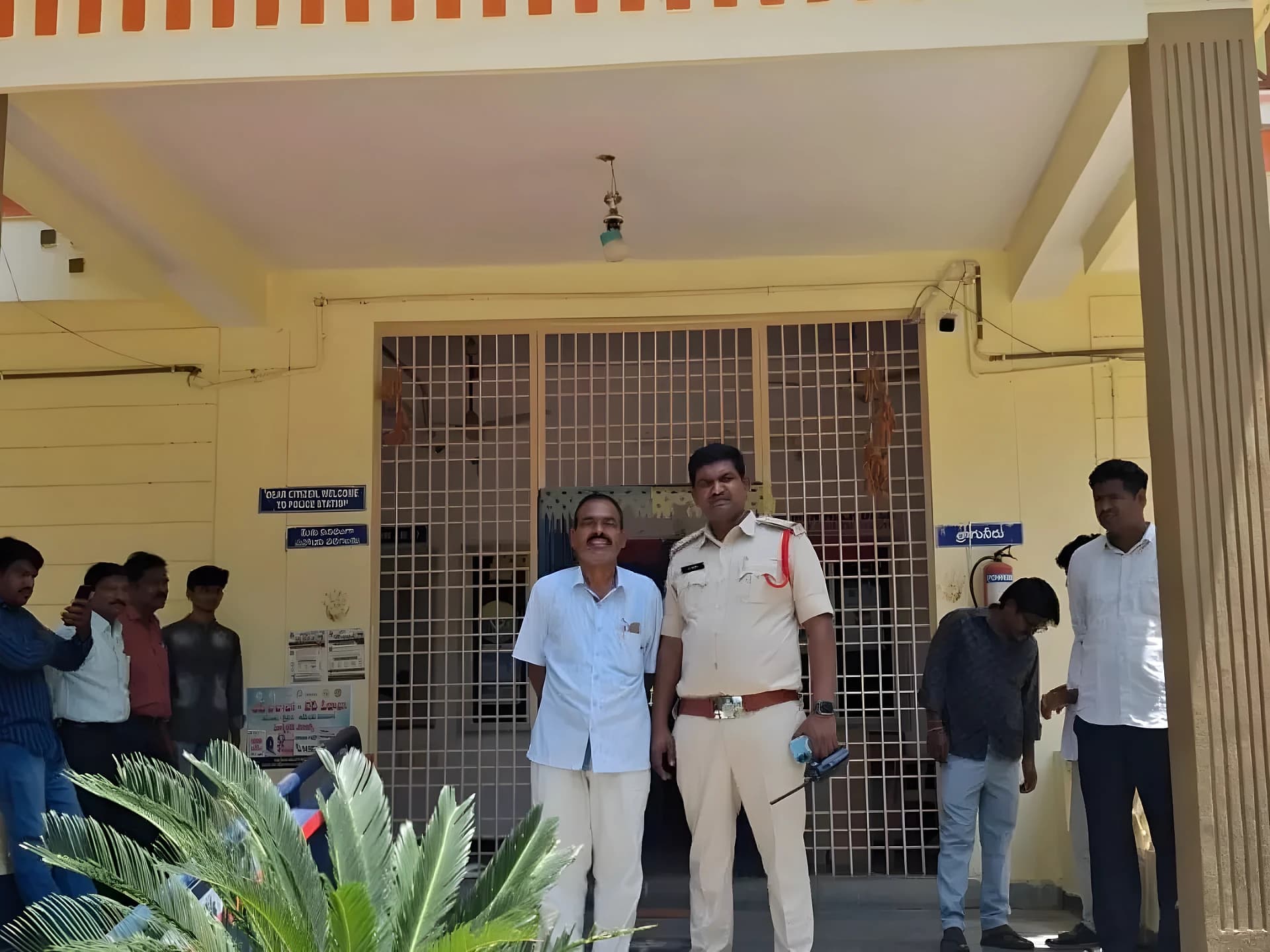 సీఎం సభకు ముందే బుల్లెట్ ట్రైన్ ఉద్యమ నేత అరెస్ట్