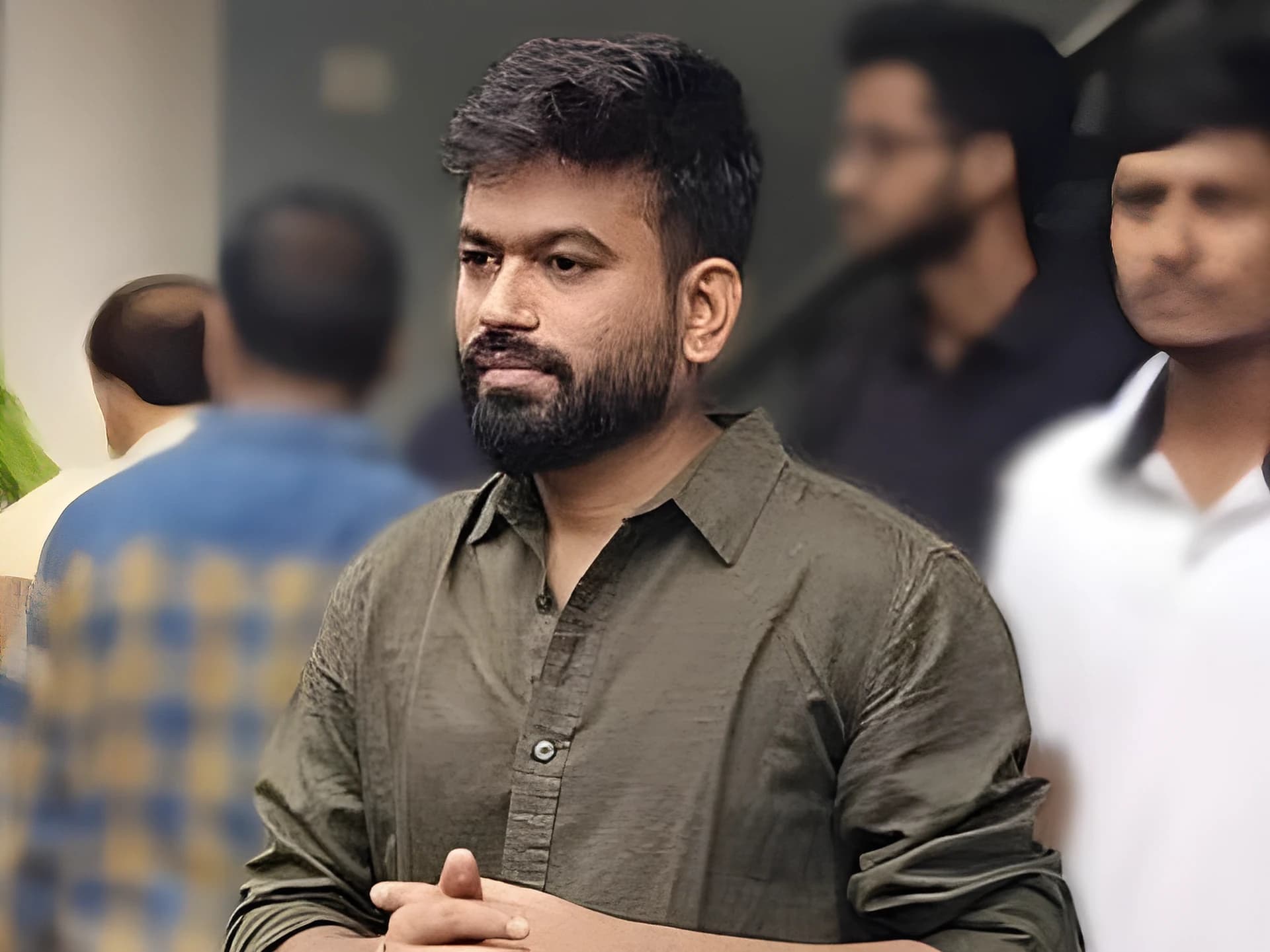 మహారాష్ట్ర గవర్నమెంట్ పై అభిజీత్ దిప్కే ఫైర్..