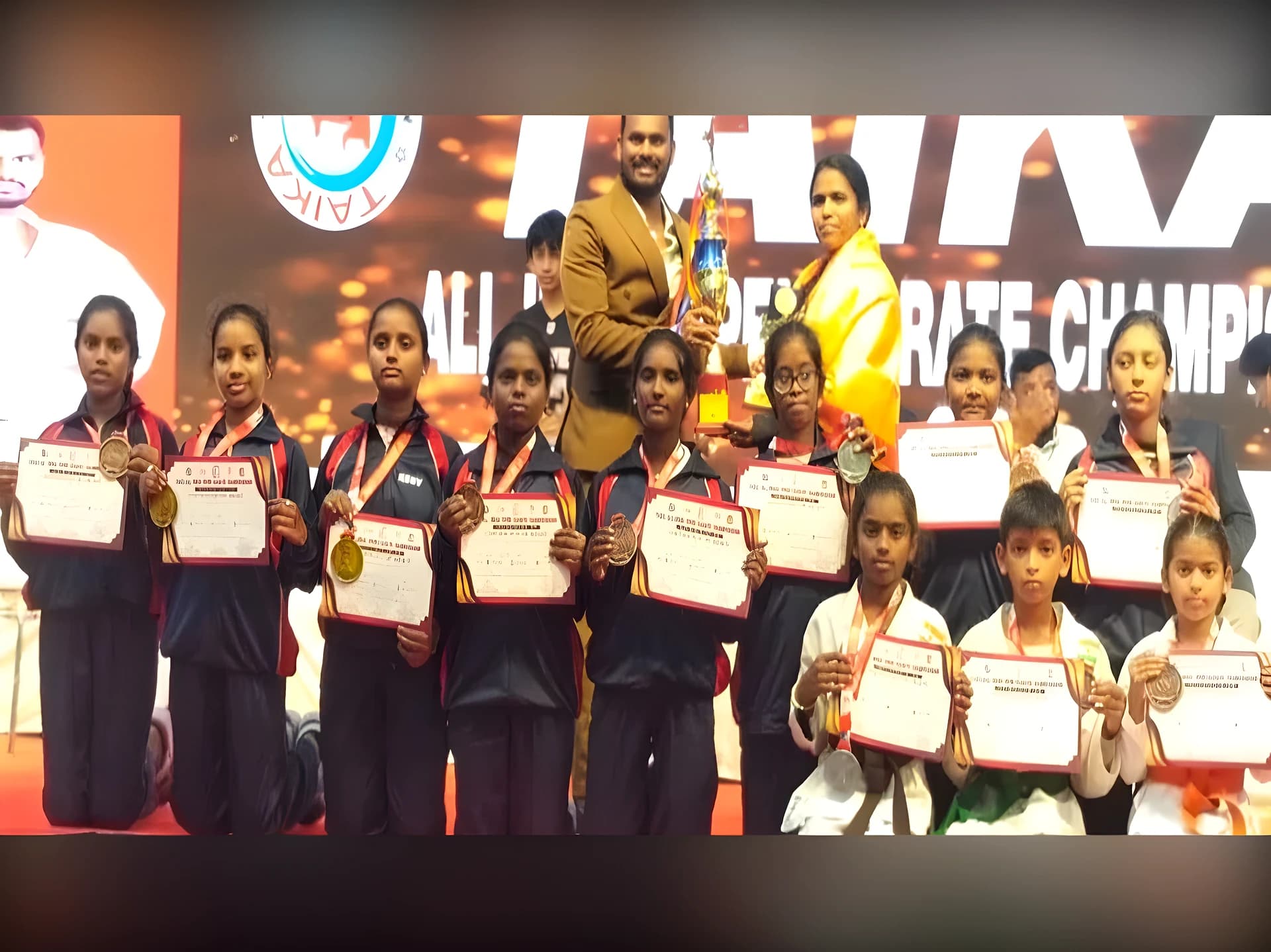 తుంగతుర్తి స్టూడెంట్స్ సాధించిన 11 మెడల్స్