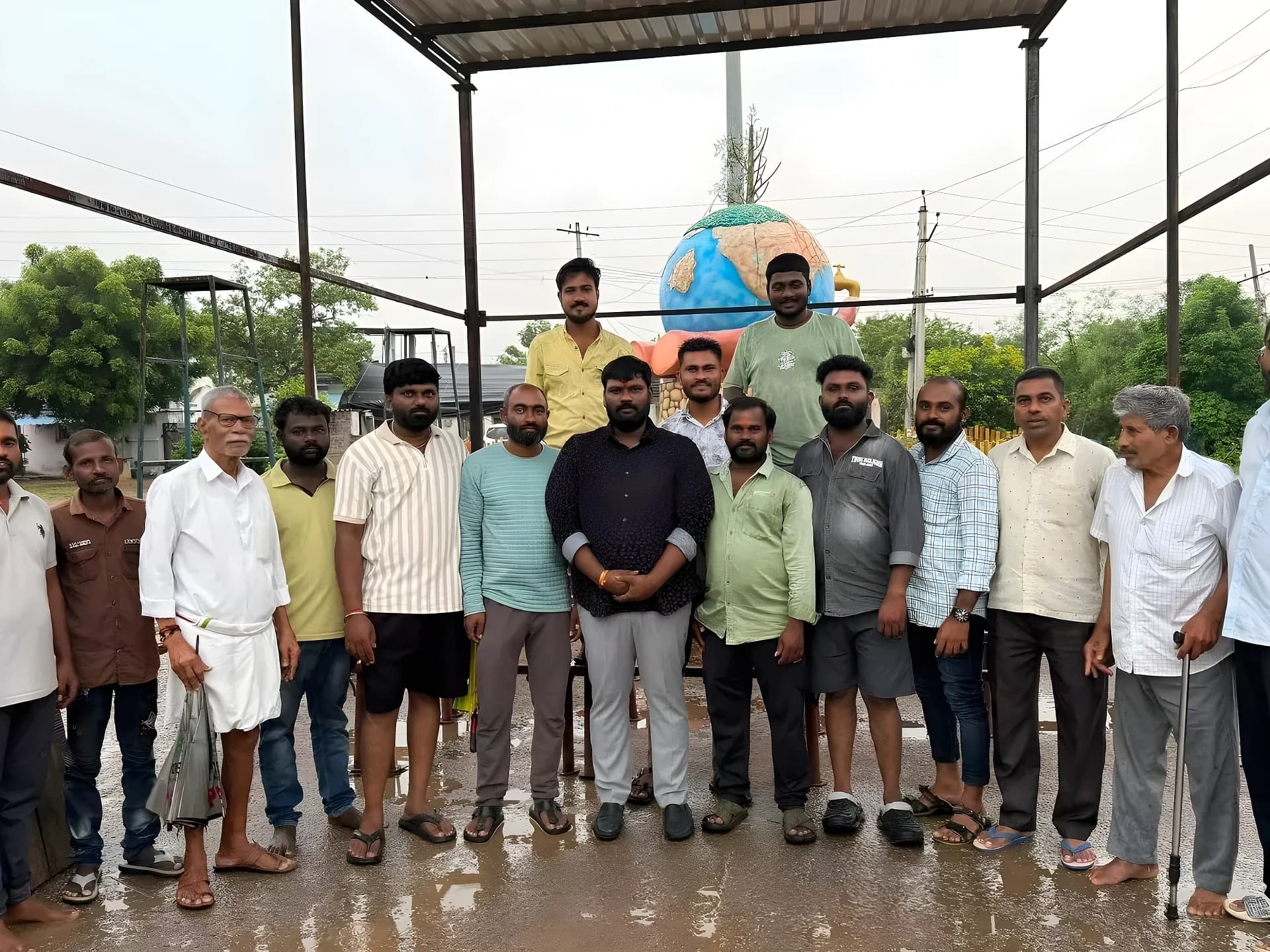 మాట ఇచ్చారు.. మండపం నిర్మించి నిలబెట్టుకున్నారు