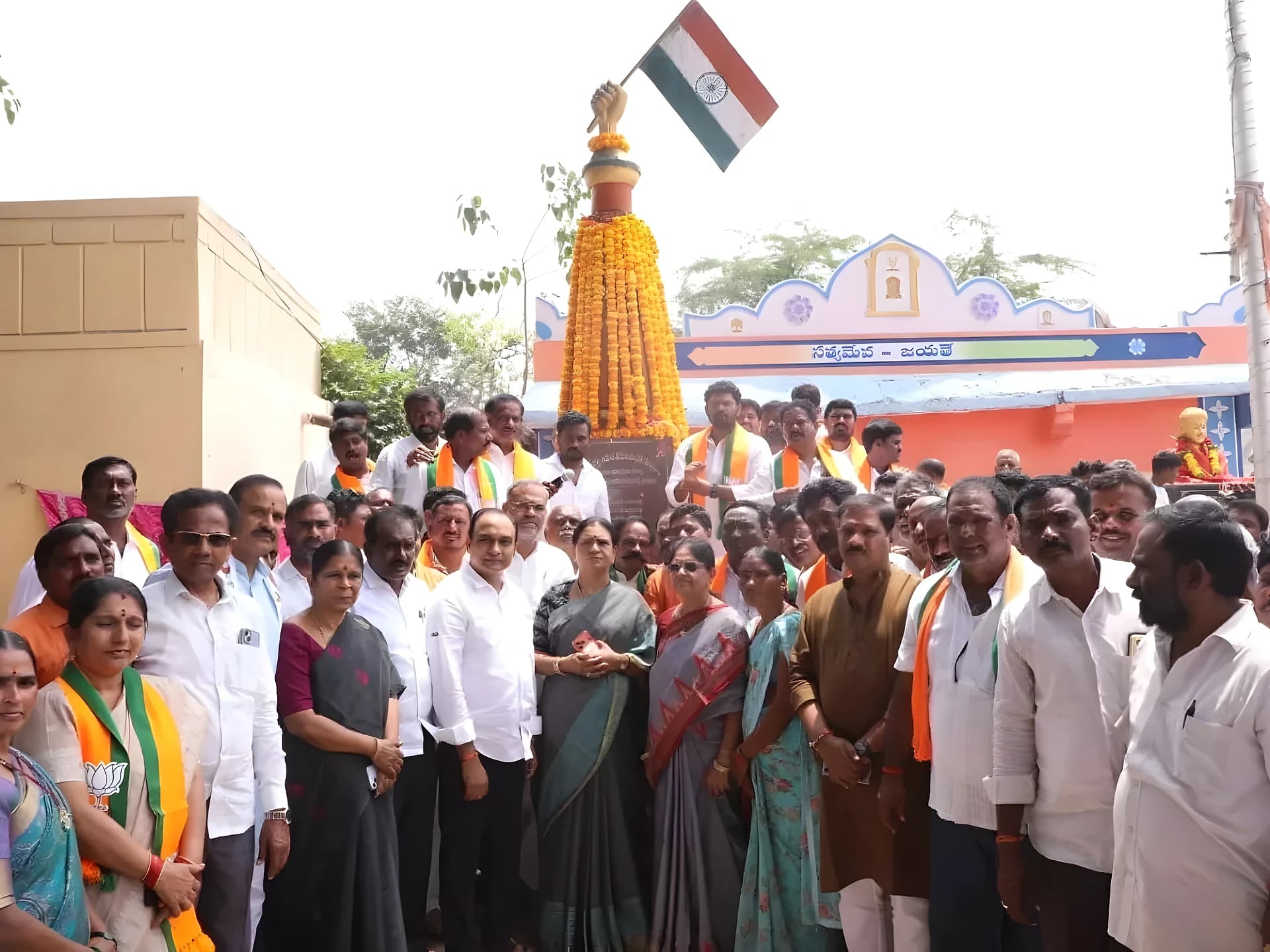 సెప్టెంబర్ 17న సమరయోధులను స్మరించుకోవాలి