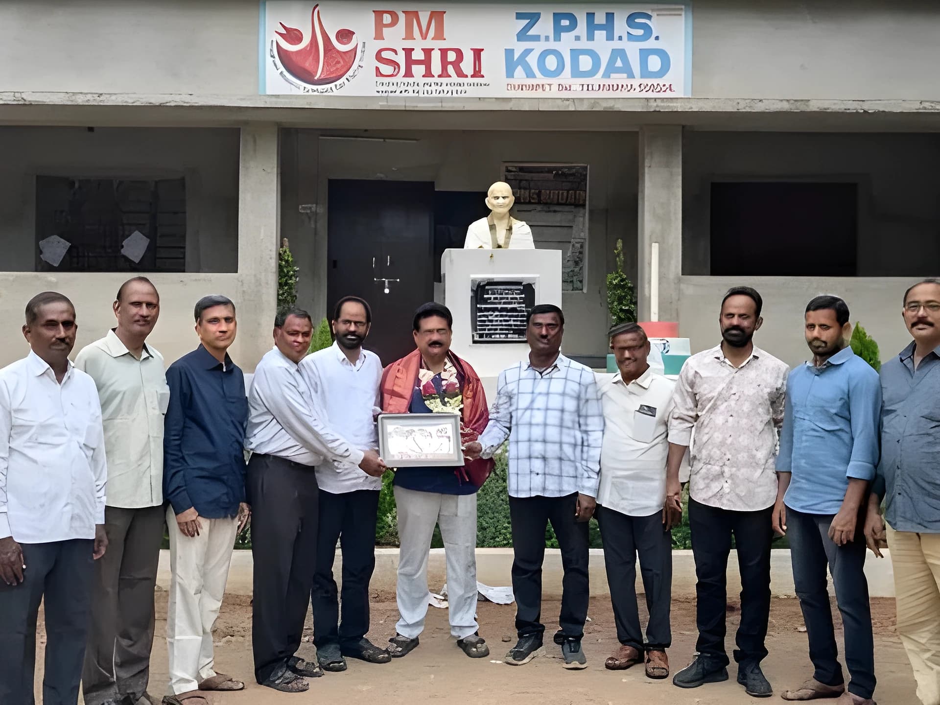 విద్యాభివృద్ధికి మరింత కృషి చేయాలి
