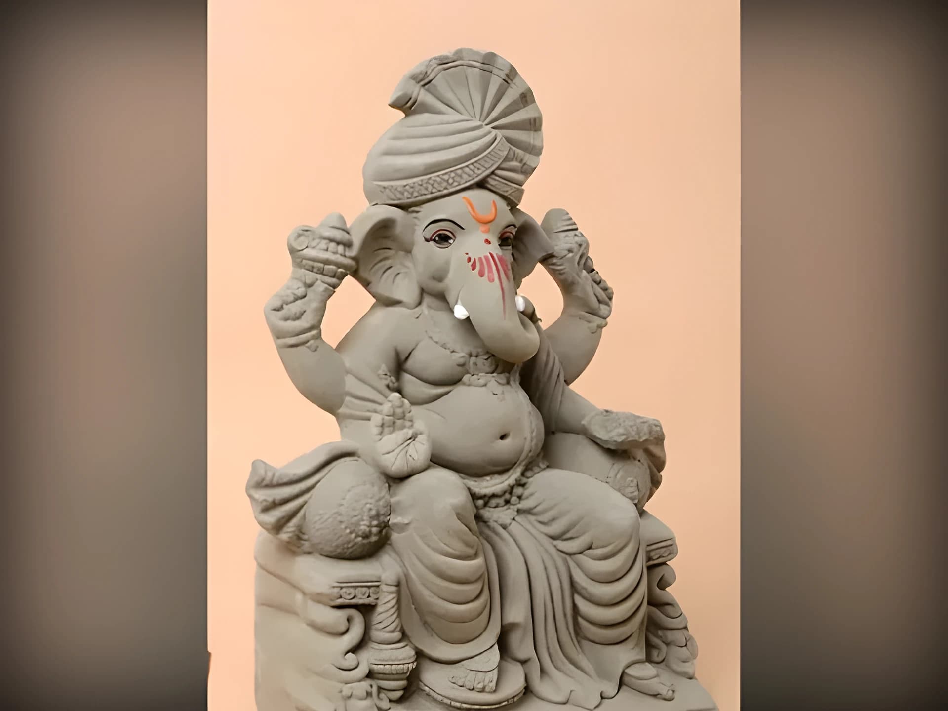 మార్కెట్లో చవితి సందడి