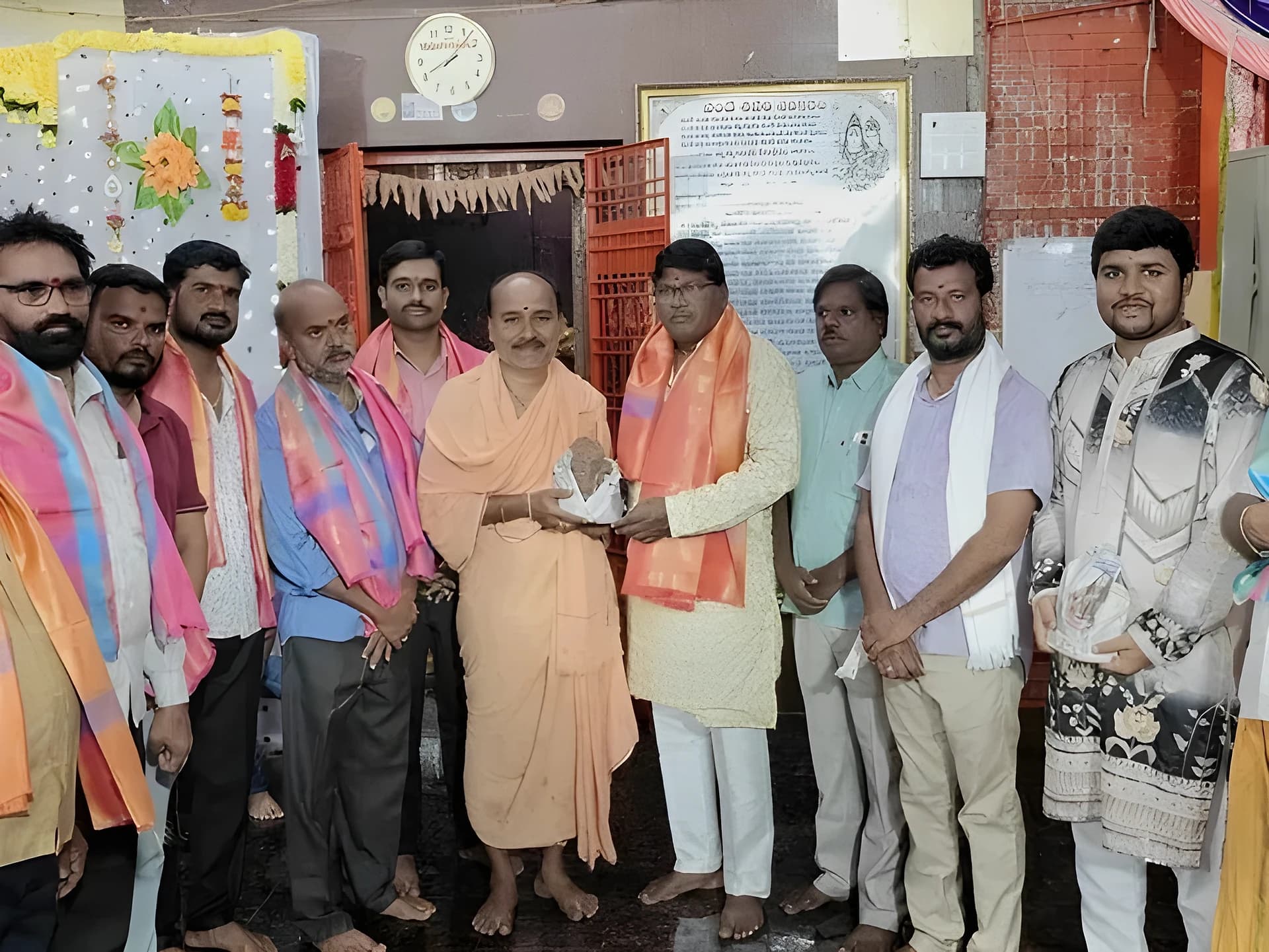 పర్యావరణ పరిరక్షణకు మట్టి వినాయకుల ప్రోత్సాహం