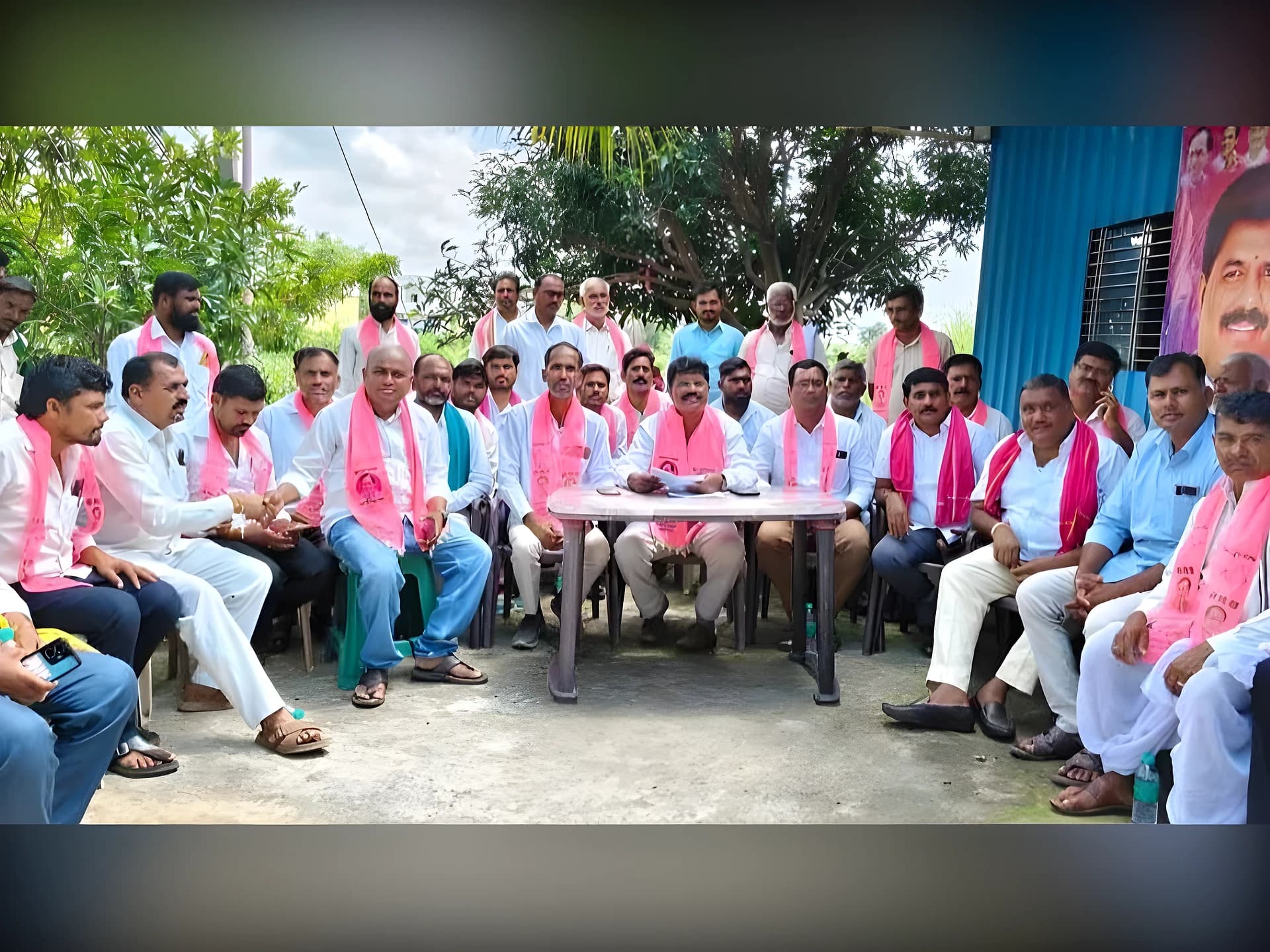 కాంగ్రెస్ గవర్నమెంట్ గిరిజనులను మోసం చేసింది: మాజీ MLA